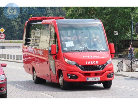 KR 6RW99, Uğur Karoser Turizm