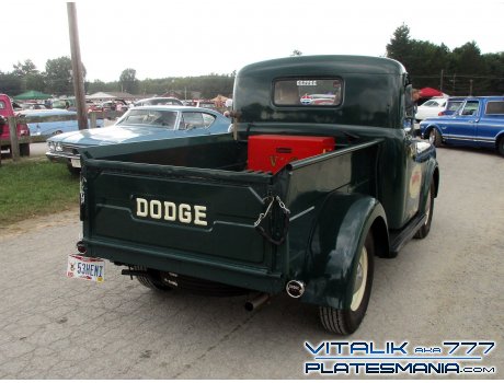 53HEMI, Dodge B-Series