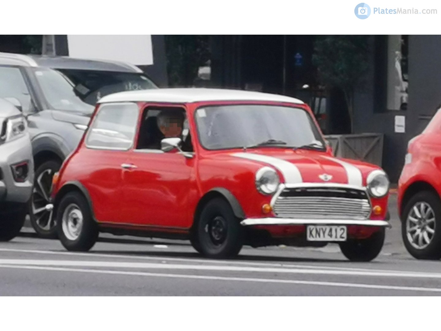 KNY412, Leyland Mini 