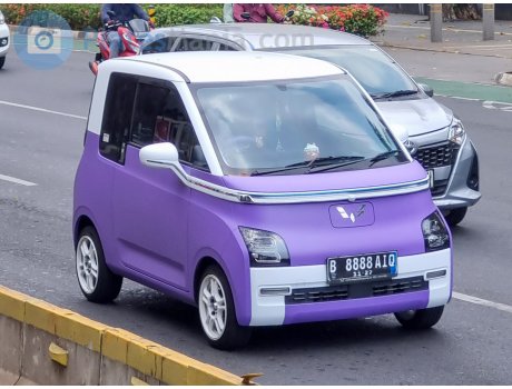 B 8888 AIQ, Wuling Air