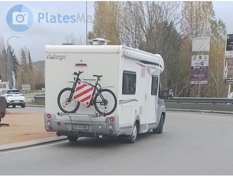 KL 911 BK, Challenger