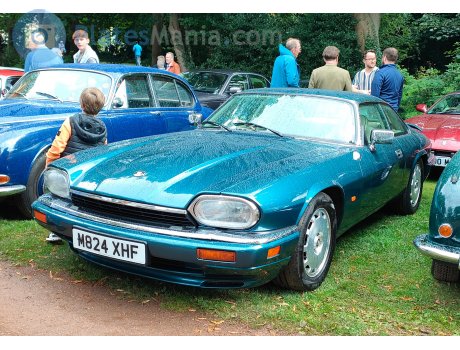 M824 XHF, Jaguar XJS
