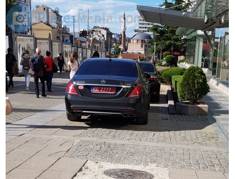 CC 7777, Mercedes-Benz S-Klasse