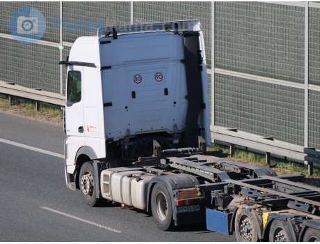 PO DS-834, Mercedes-Benz Actros