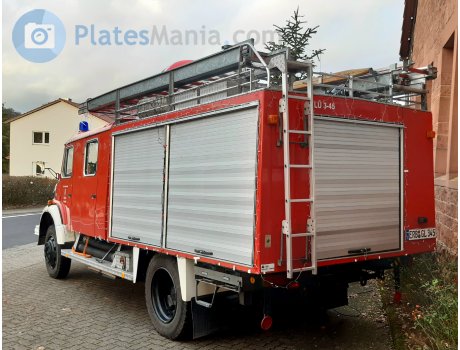 ERB GL 345, Mercedes-Benz L/LA-Series Trucks