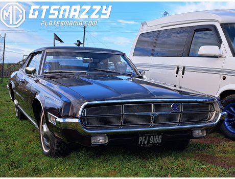 PFJ 916G, Ford Thunderbird