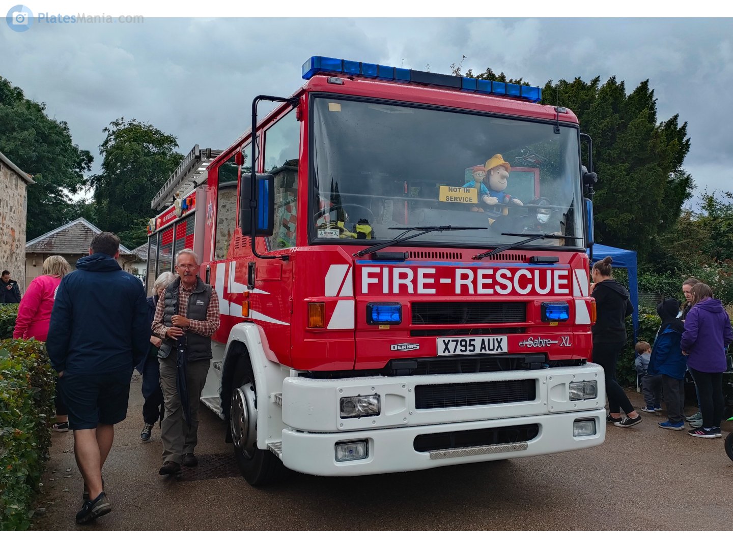 X795AUX, Dennis Sabre 