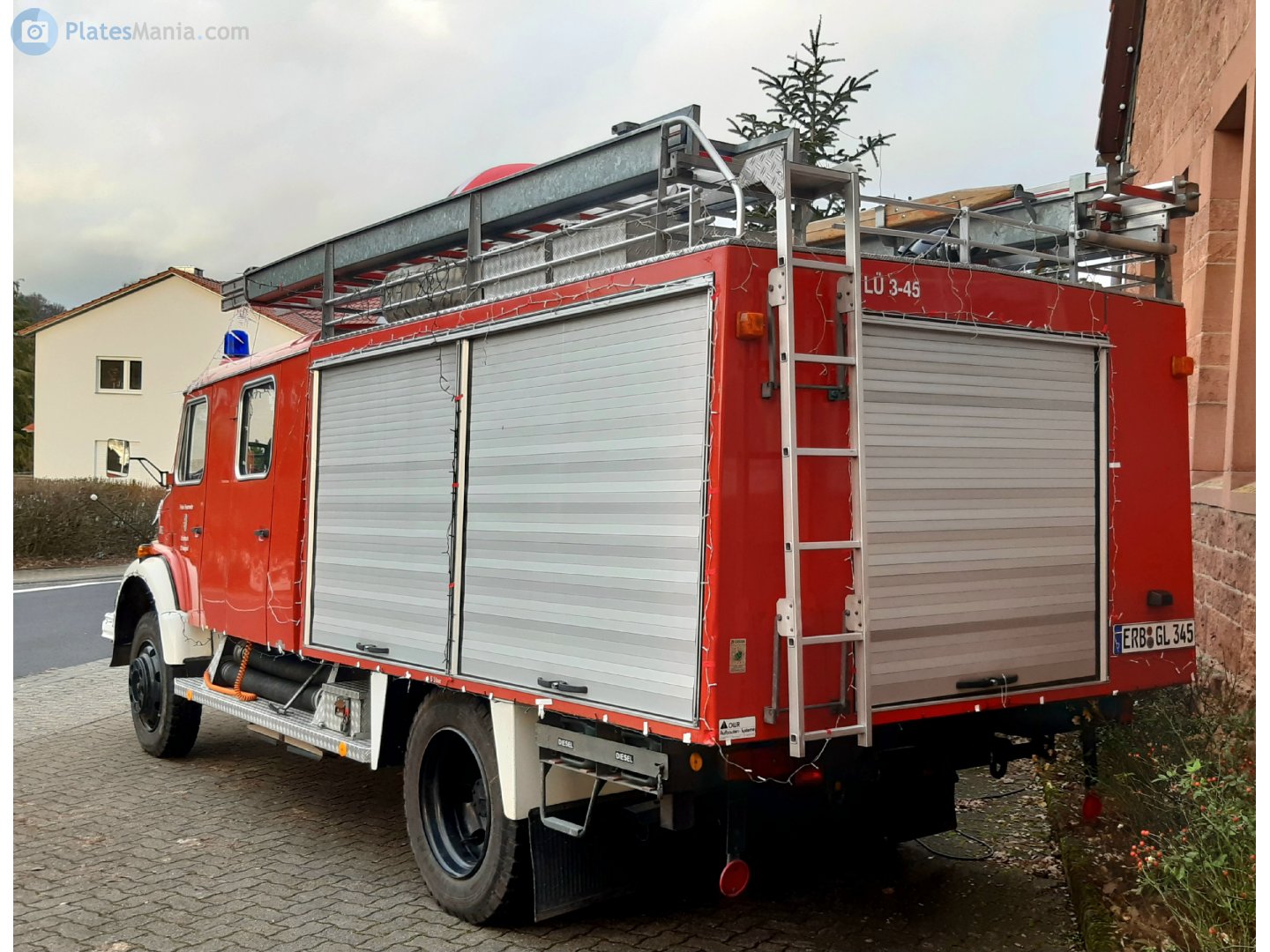 ERB GL 345, Mercedes-Benz L/LA-Series Trucks 