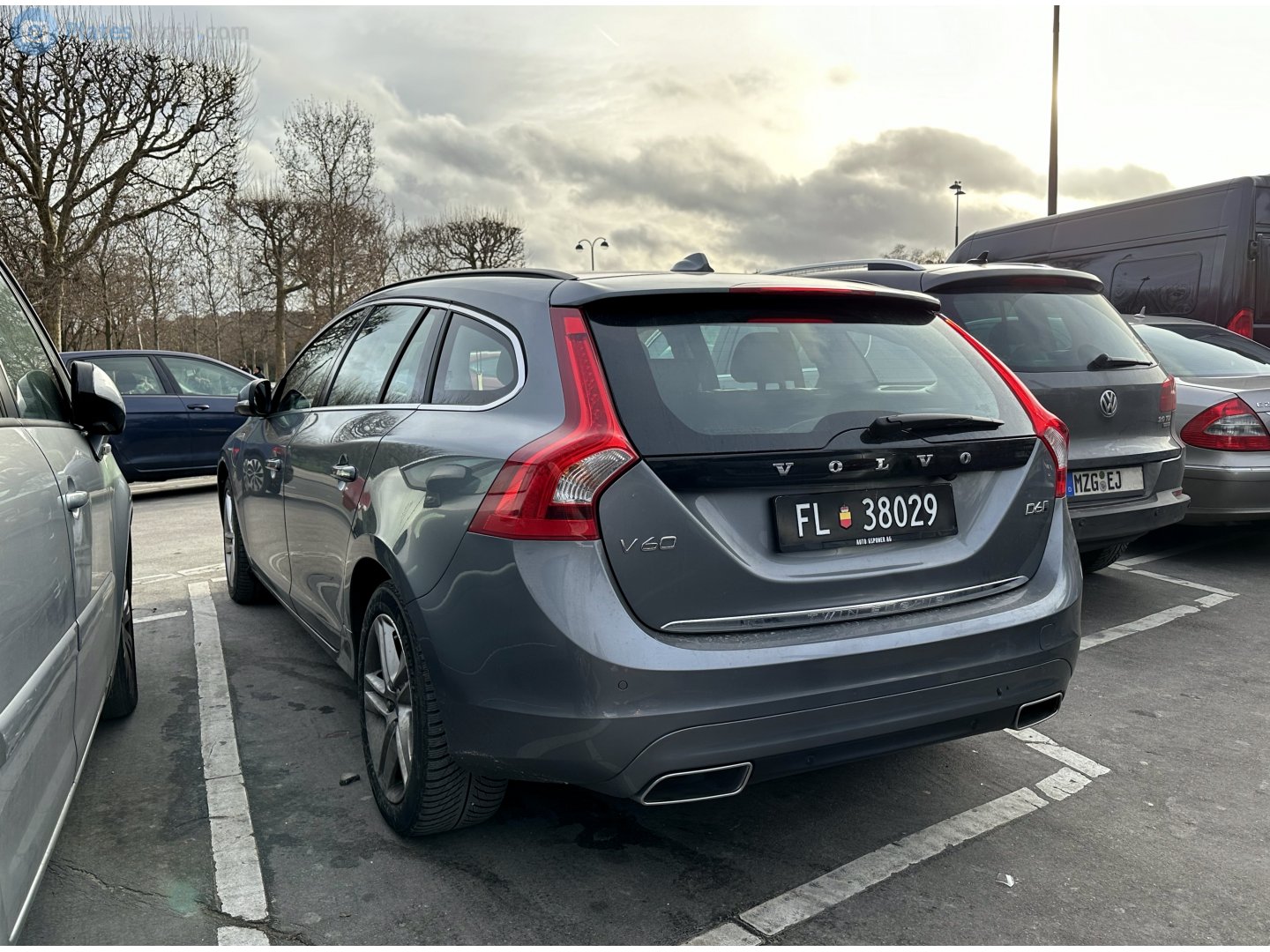 FL 38029, Volvo V60 1st gen (155/157), 2010–2018