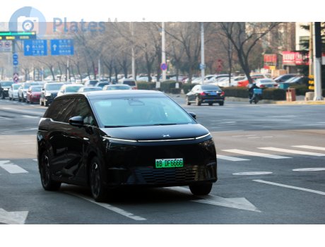 鲁B·DF6666, XPeng X9