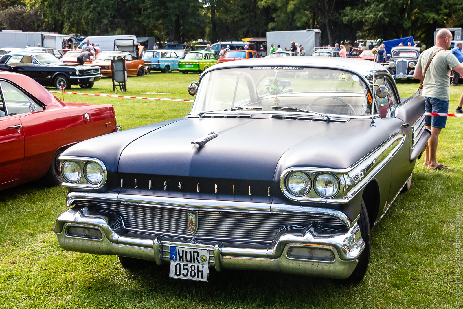 WUR O 58 H, Oldsmobile 88 3rd gen 1957 2-door Sedan (3611; B-body), 1956–1957