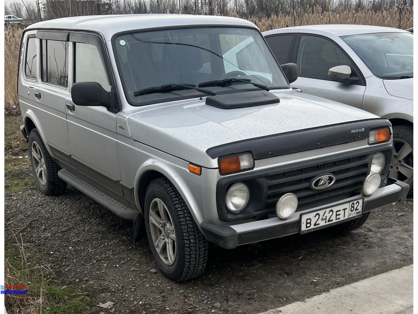 242-82-photos-lada-vaz-2131-russia