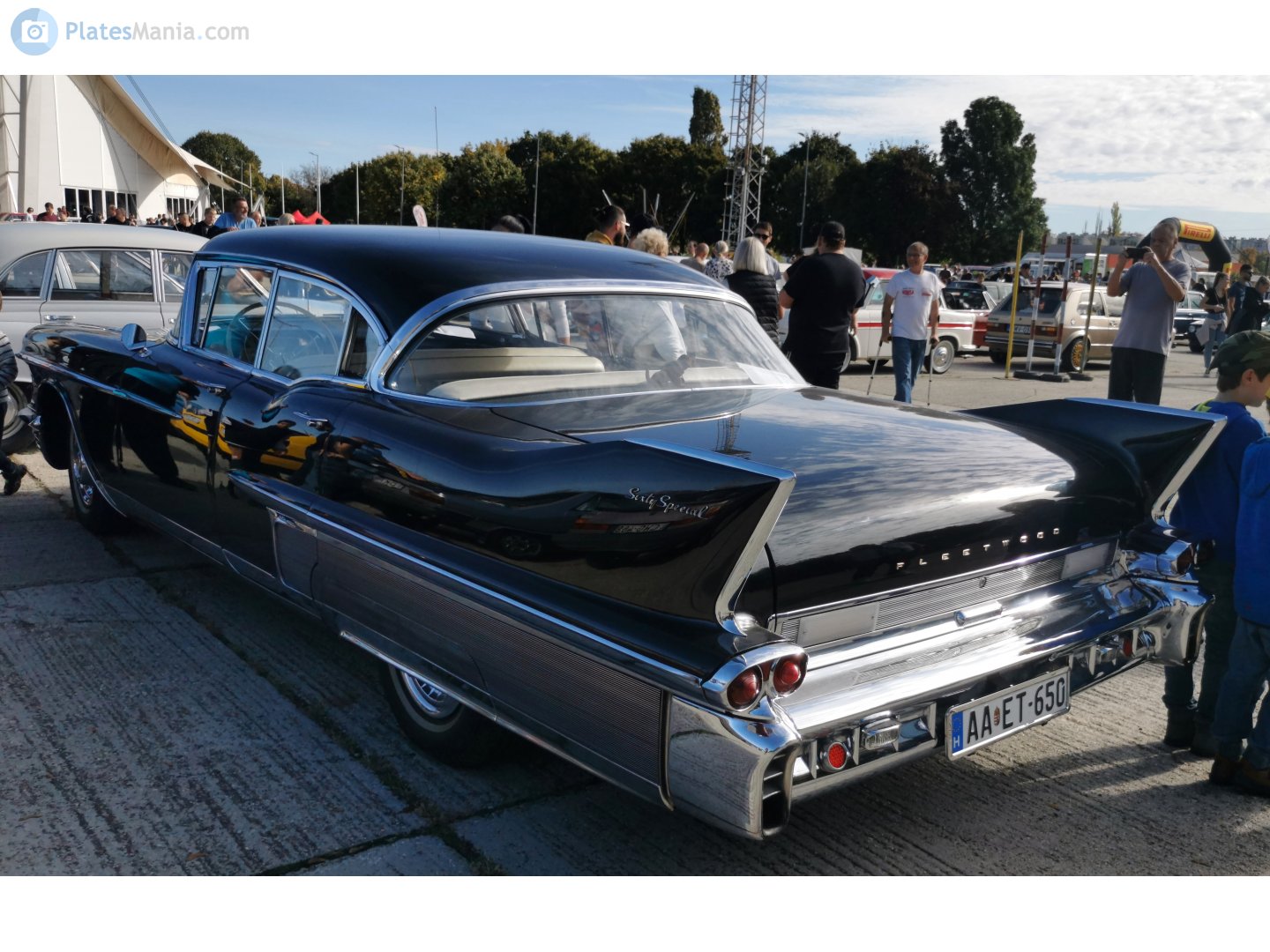 AA ET-650, Cadillac Sixty Special 6th gen 1957 (6039; C-body), 1956–1957