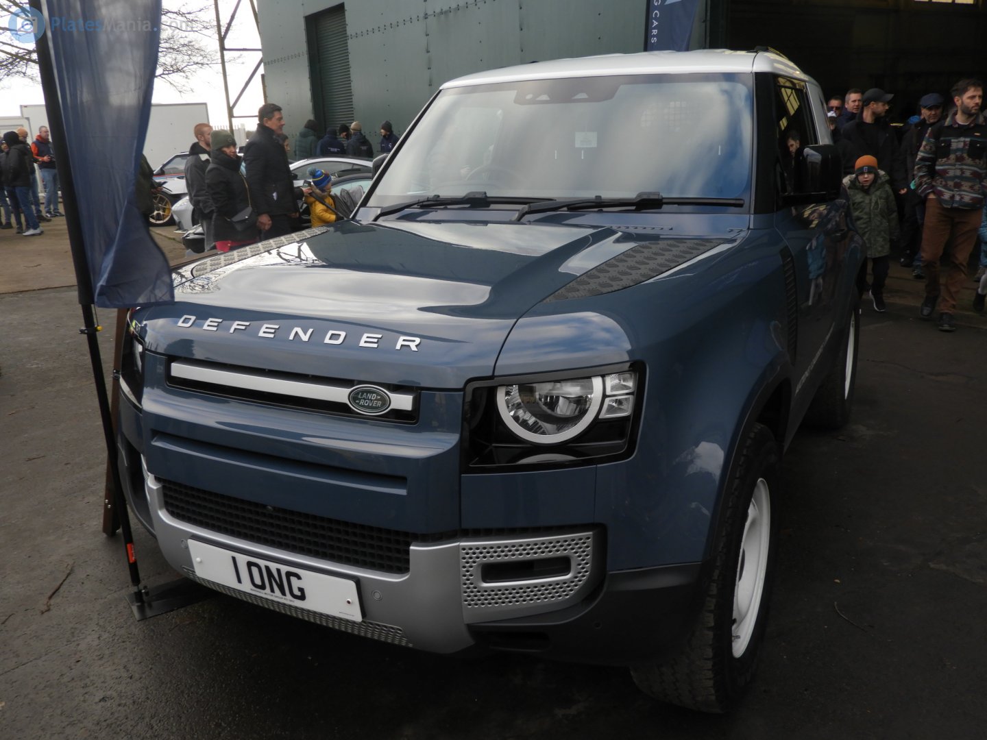 1ONG, Land Rover Defender 2nd gen 90