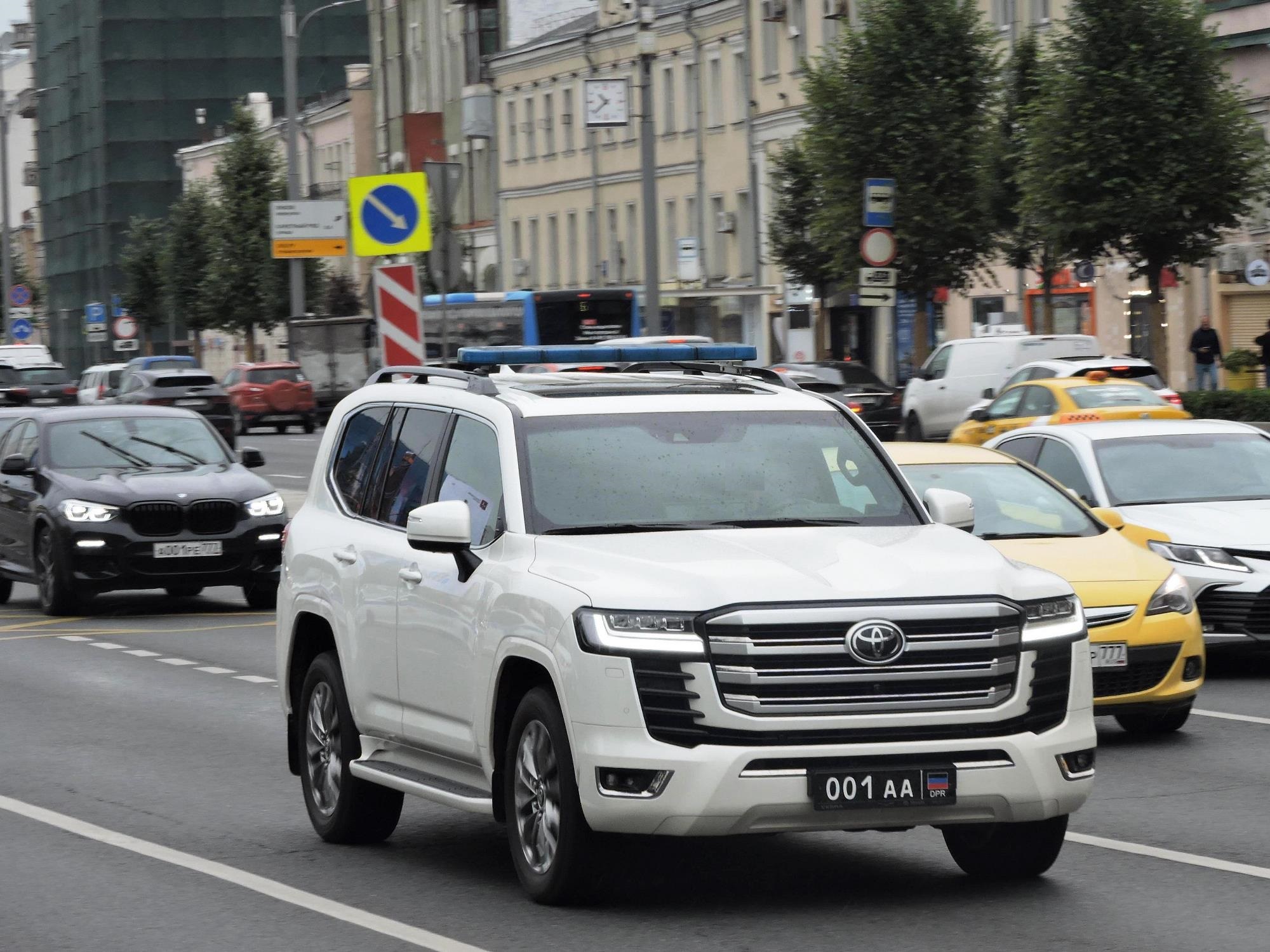 001 аа, Toyota Land Cruiser 300 (J300), 2021–