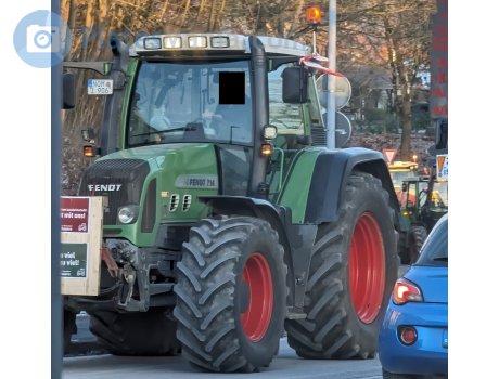 NOM I 906, Fendt 700-Series