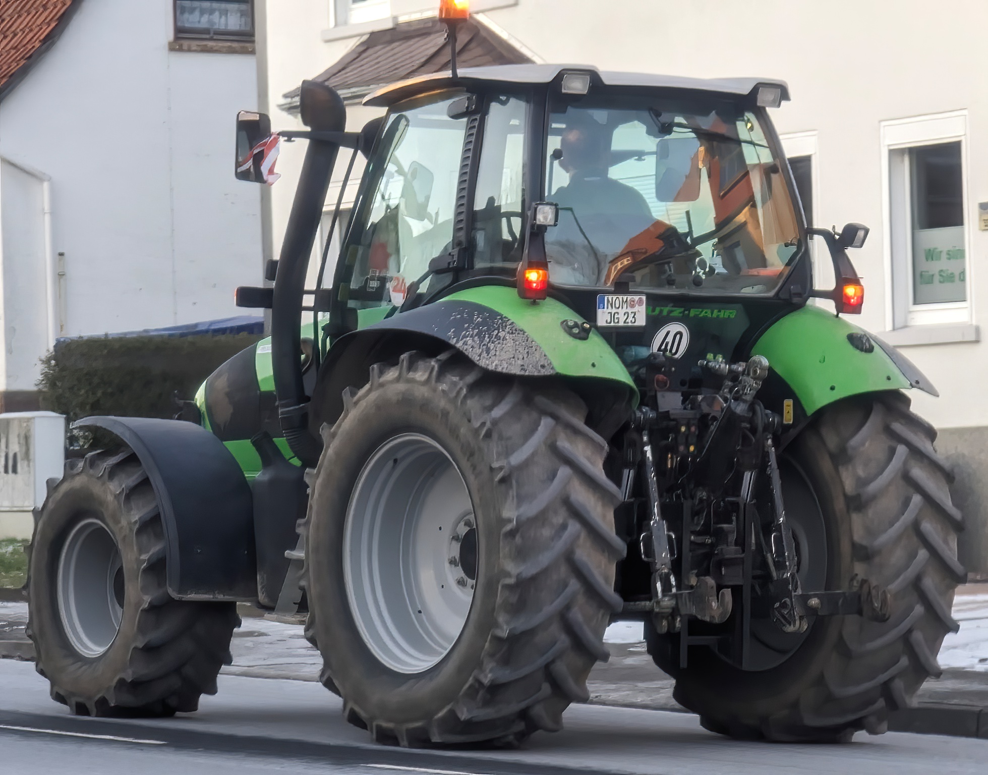 NOM JG 23, Deutz-Fahr (SAME Deutz-Fahr) Agrotron 