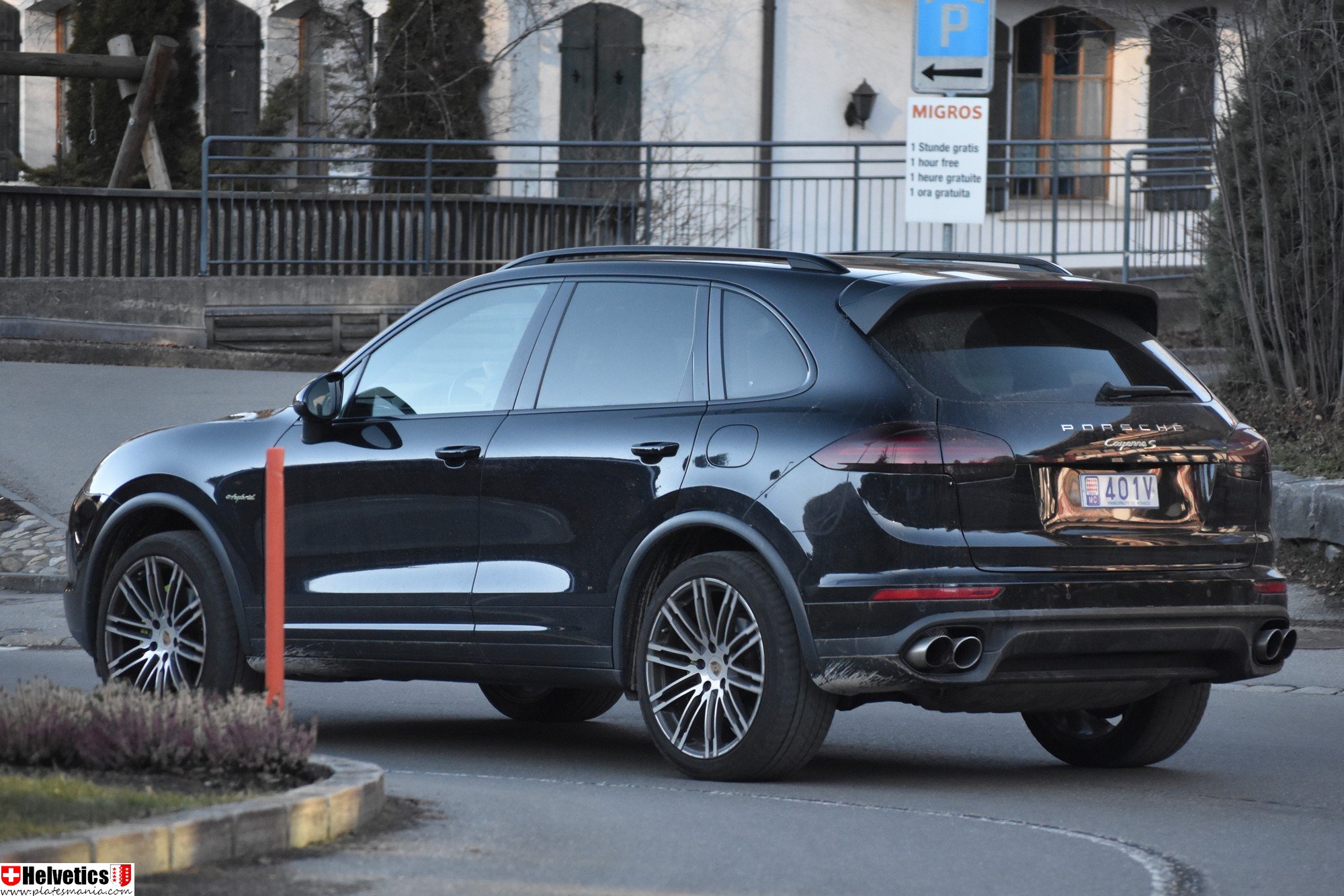 401V, Porsche Cayenne 2nd gen (958; 92A), facelift, 2014–2017