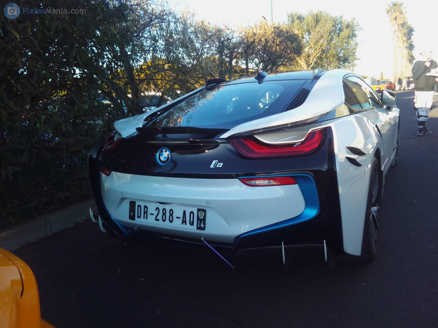 DR-288-AQ, BMW i8 1st gen Coupé (I12), 2014–2020