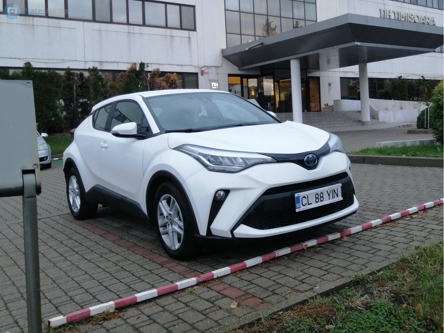 CL 88 YIN, Toyota C-HR 1st gen (AX10/AX50), 2016–2023