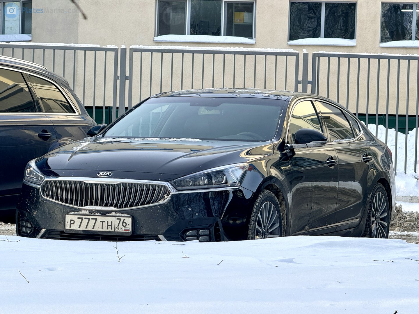 р 777 тн 76, Kia K7 2nd gen (YG), 2016–2019