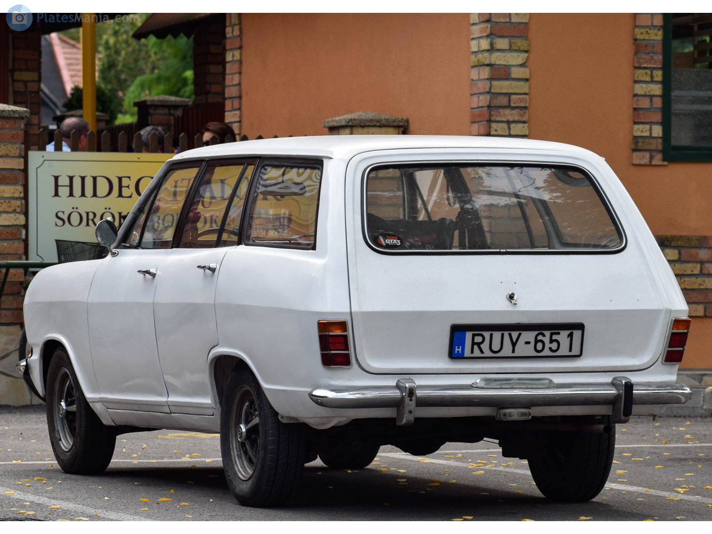 RUY-651, Opel Kadett 2nd gen 5-door Caravan (B), 1967–1970