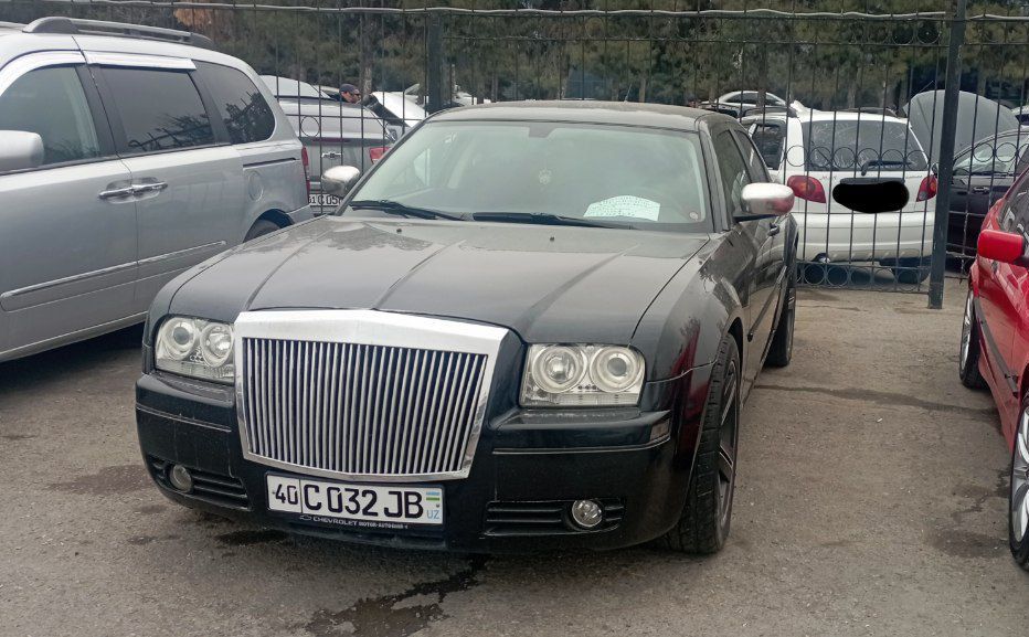 40 C 032 JB, Chrysler 300/300C 1st gen Sedan (LX), 2004–2010