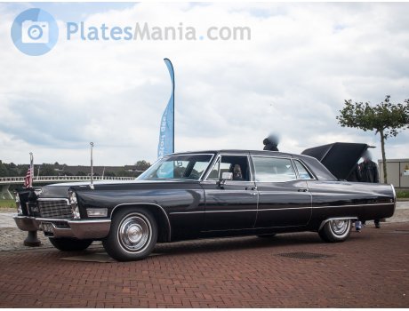 DM-38-48, Cadillac Sixty Special