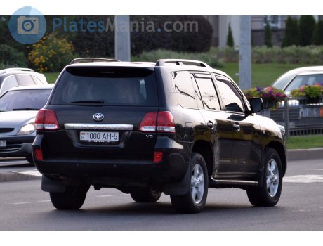 1000 AH-5, Toyota Land Cruiser