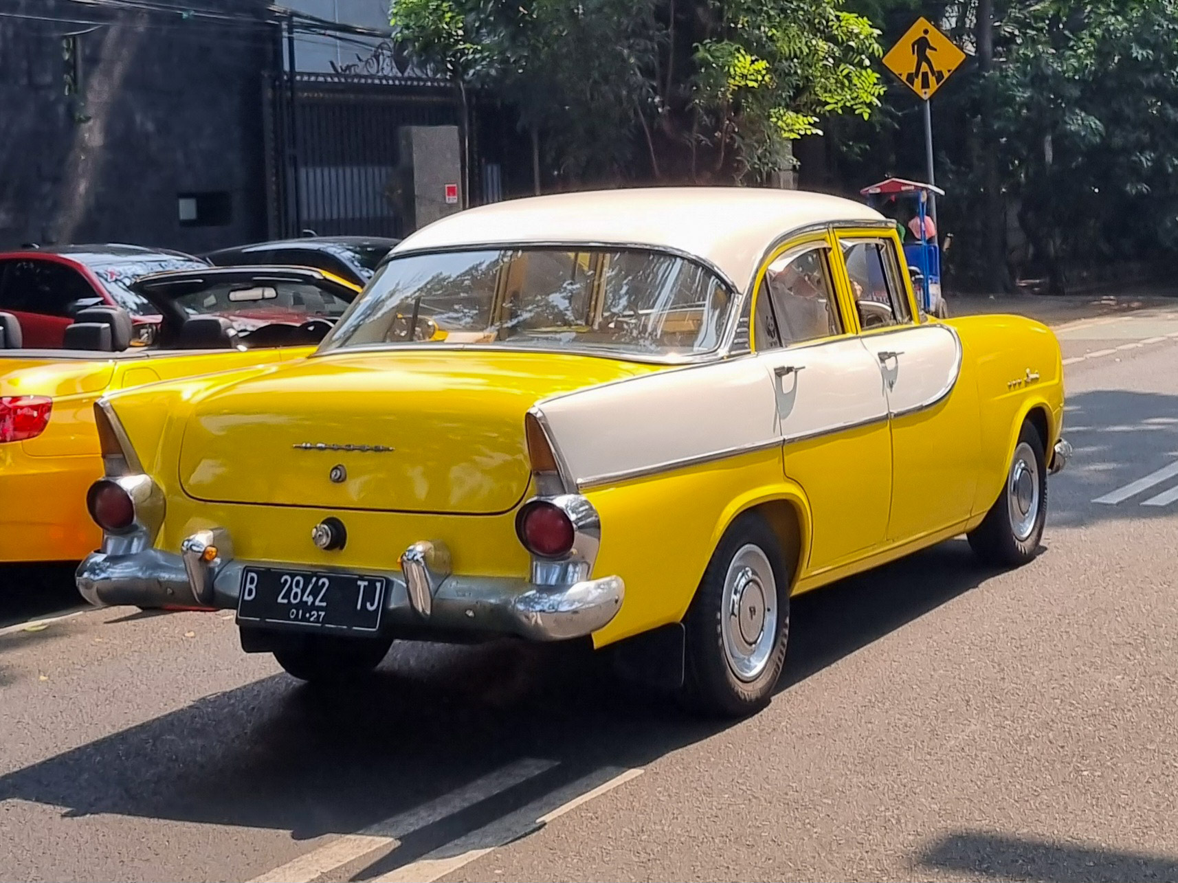 B 2842 TJ, Holden Special 3rd gen Sedan (FB/EK), 1960–1962