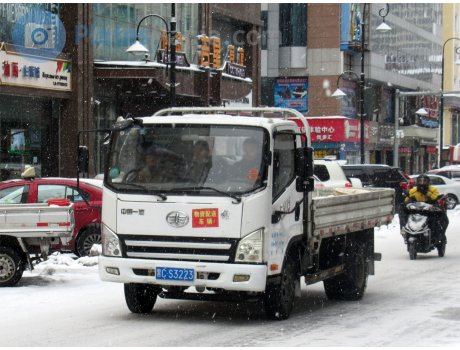 黑C·S3223, FAW Jiefang Hu V