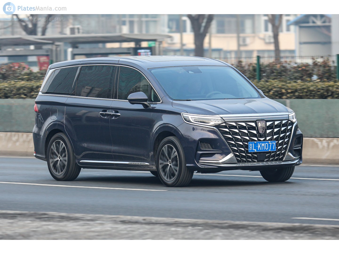 京L·KM077, Roewe iMAX8 