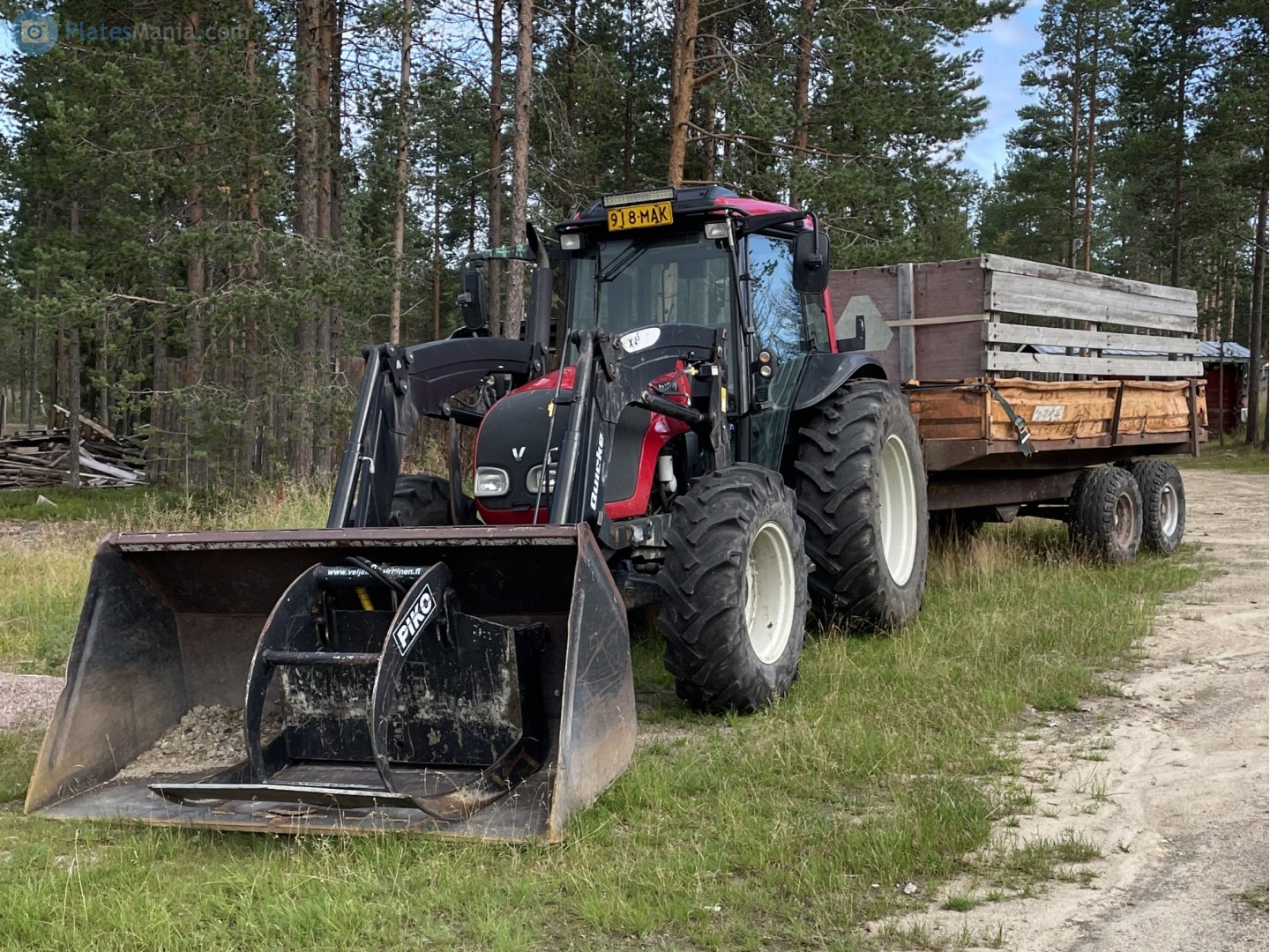 918-MAK, Valtra A Series 