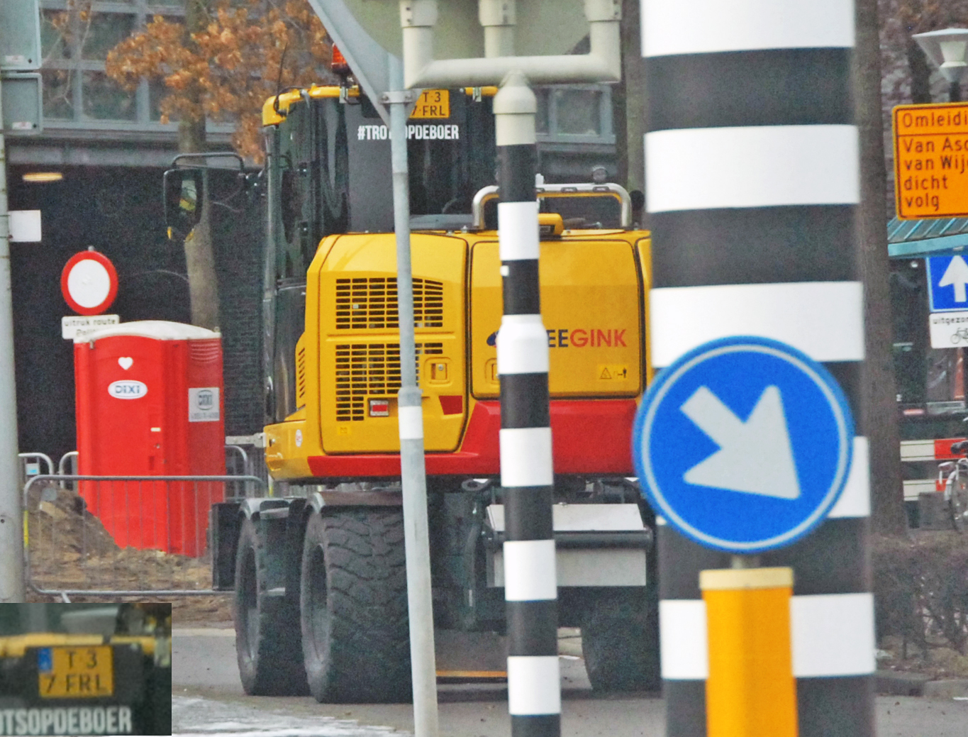 T-37-FRL, Komatsu PW-Series 