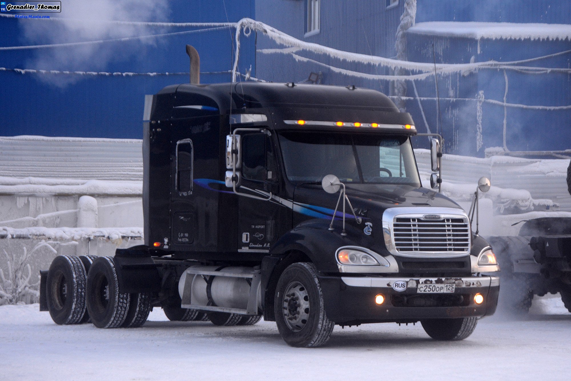 с 250 ор 125, Freightliner Columbia 