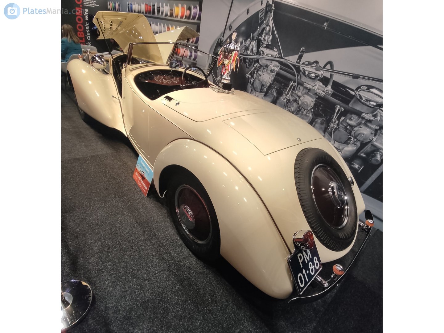 PM-01-88, Lancia Astura 