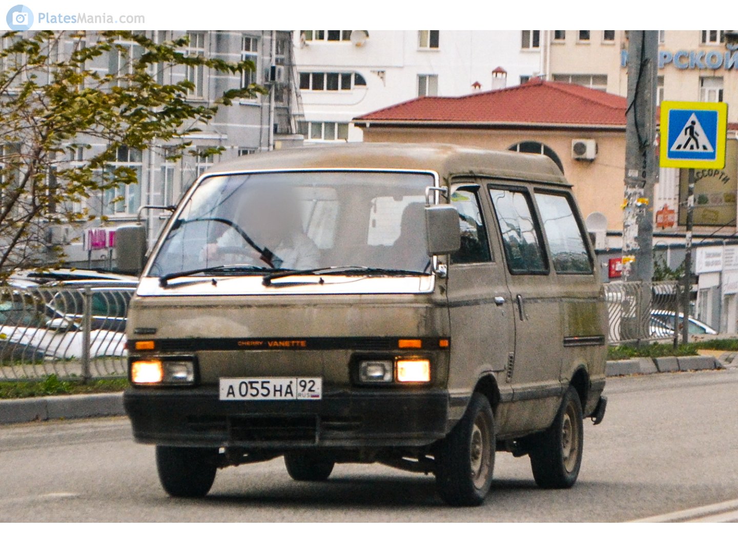 а 055 на 92, Nissan Cherry Vanette 1st gen Largo Van (C120), 1982–1986