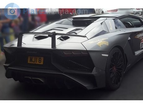 MJI 8, Lamborghini Aventador