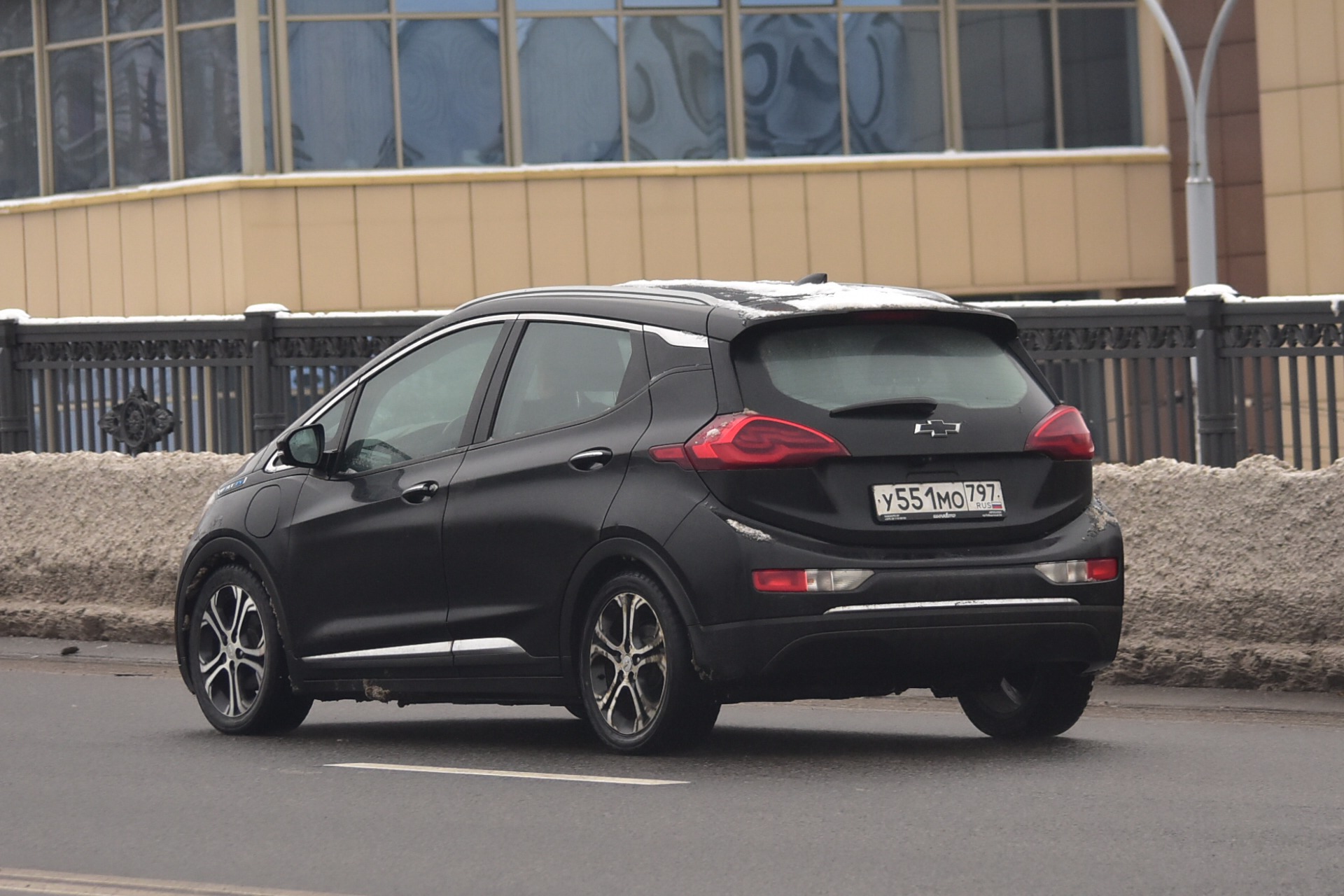 у 551 мо 797, Chevrolet Bolt 1st gen (BEV II), 2016–2021