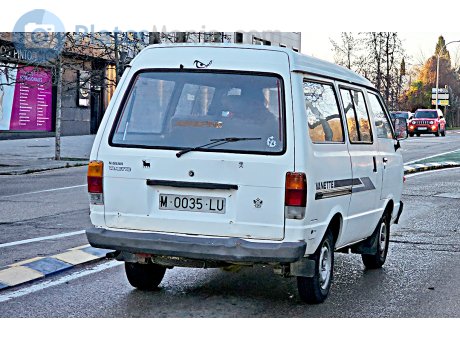 M 0035 LU, Nissan Vanette