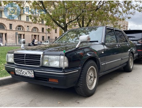 в025сн147, Nissan Gloria