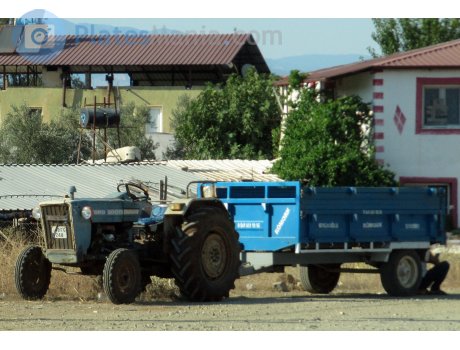 48 FG 248, Ford 3000-Series