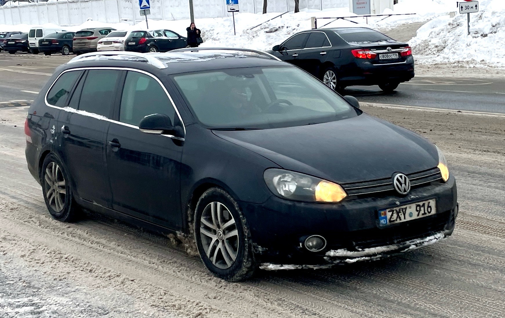 ZXY 916, Volkswagen Golf 6th gen Variant (5K), 2009–2014