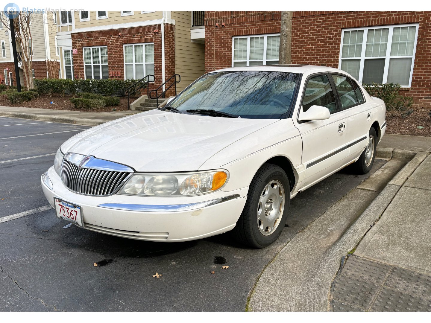 75367, Lincoln Continental 9th gen (FN9), facelift, 1997–2002