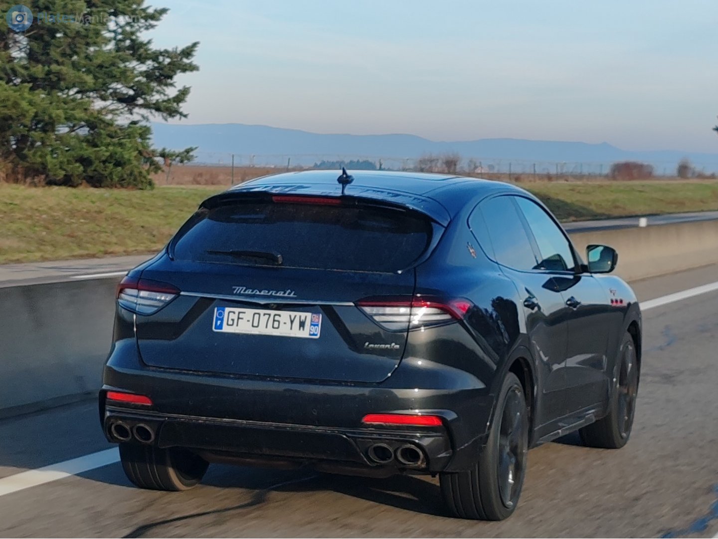 GF-076-YW, Maserati Levante 1st gen (M161), 2016–2024