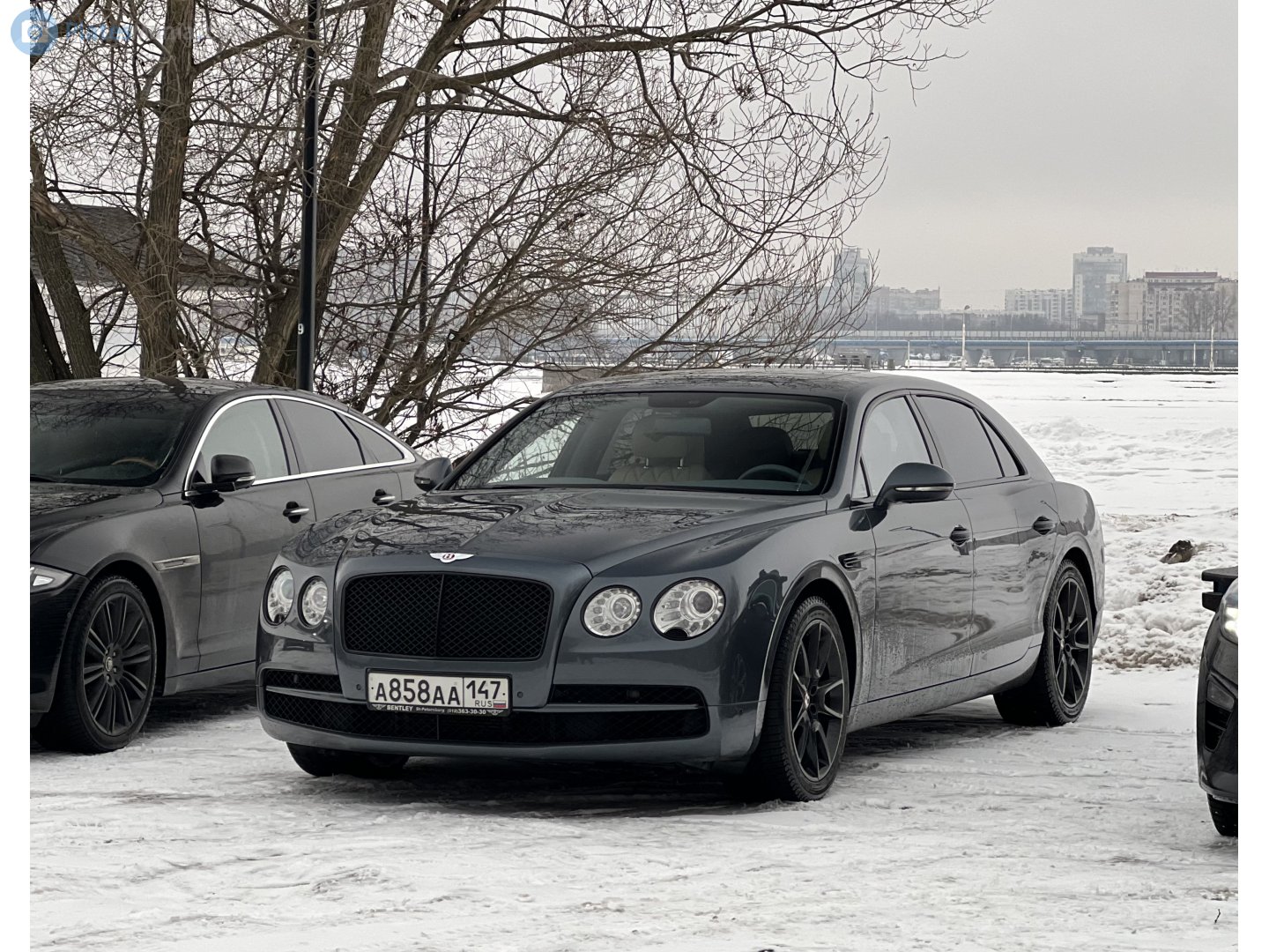 а 858 аа 147, Bentley Flying Spur 2nd gen (D1), 2013–2019