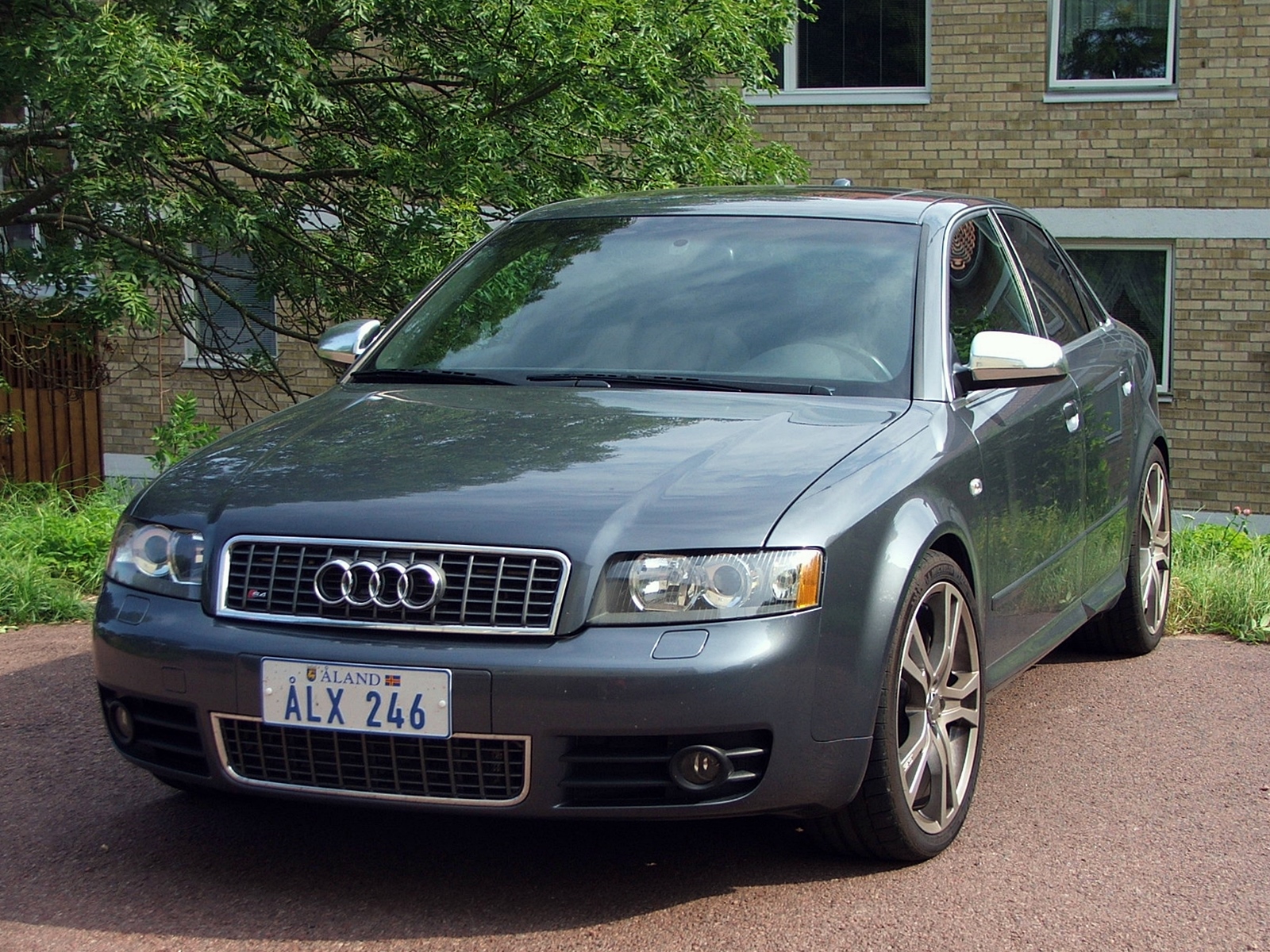 ÅLX 246, Audi S4 3rd gen Sedan (B6/8E2), 2003–2004