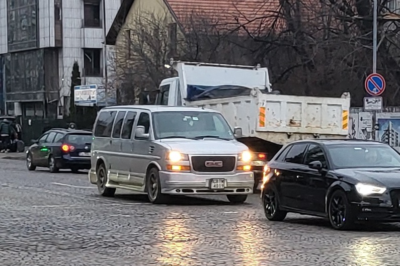 CB 4019 TM, GMC Savana 2nd gen, 2003-present