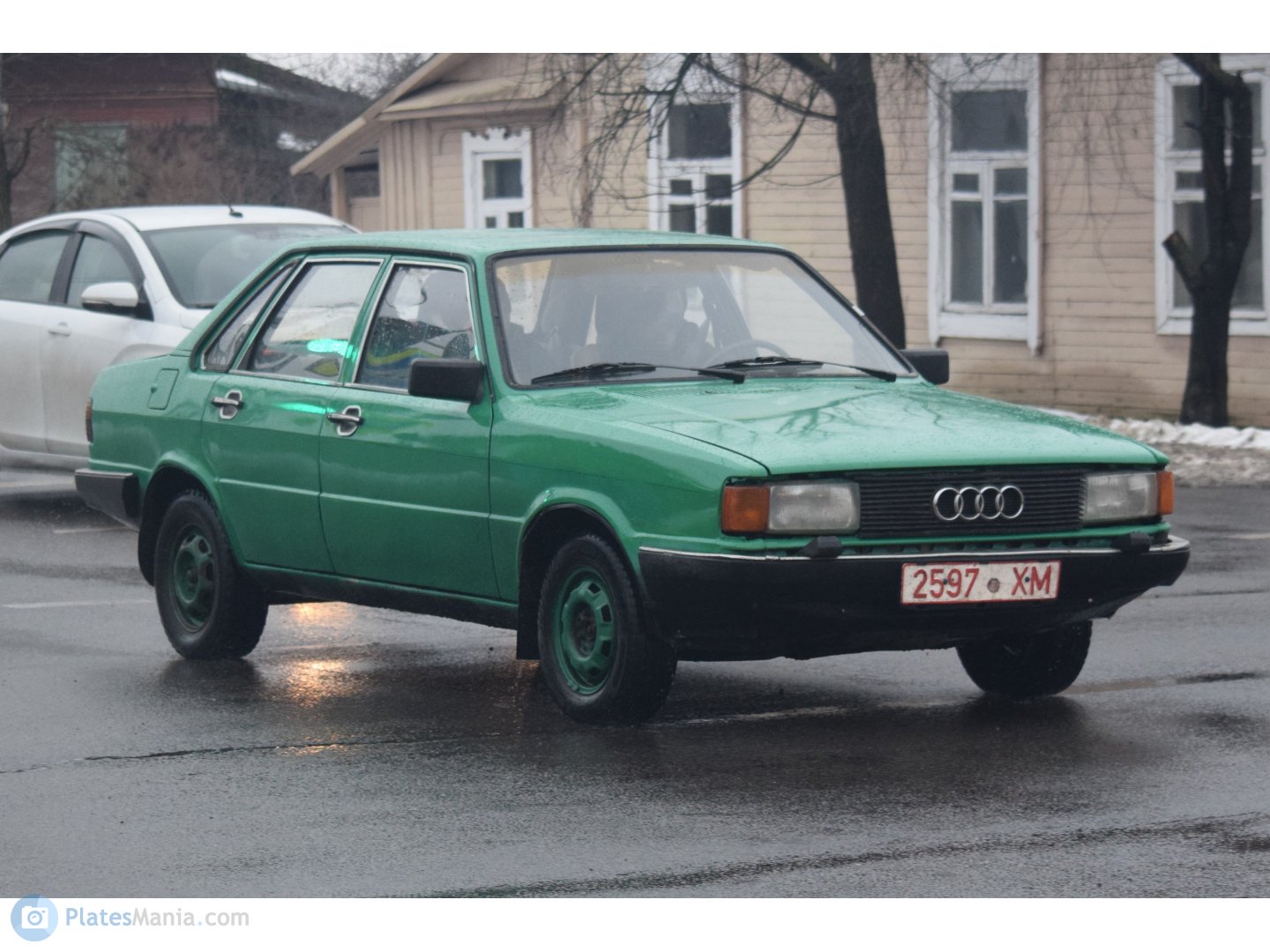 2597 XM, Audi 80 2nd gen 4-door Sedan (B2/81/85), 1978–1986