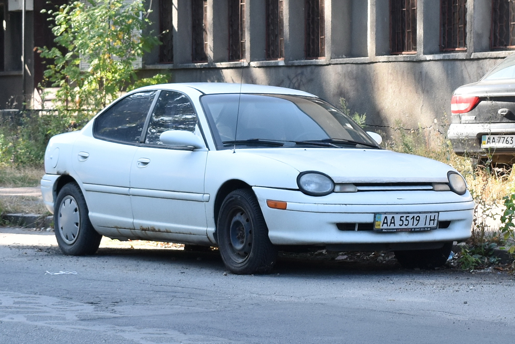 AA 5519 IH, Plymouth Neon 1st gen Sedan (PL), 1993–1999